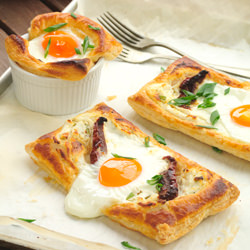 Sunny Side-up Breakfast Pie - Recipe photo by starvingchef