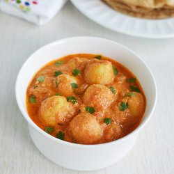 Dum Aloo / Aloo Dum - Recipe photo by vsharmilee