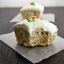 Carrot Cake Rice Krispy Treats - Recipe photo by mallowandco