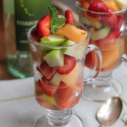 White Wine Fruit Salad - Recipe photo by savorhome