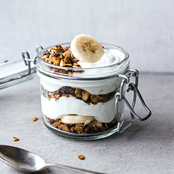 Healthy Banoffee Parfaits - Recipe photo by topwithcinnamon