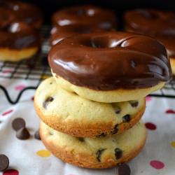 Baked Chocolate Chip Donuts - Recipe photo by Oishii Treats