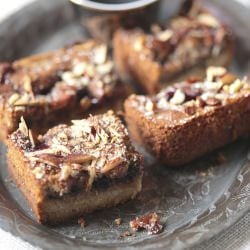 Almond Blueberry Slice - Recipe photo by aapplemint