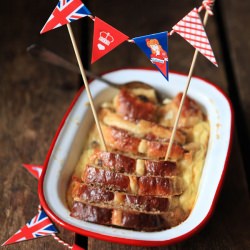 Hot Cross Bun & Butter Pudding - Recipe photo by Regula Ysewijn Foodwise