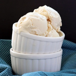 Maple Lavender Frozen Yogurt - Recipe photo by kitchenette