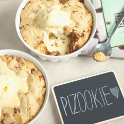 Pizookie - Recipe photo by passthefood