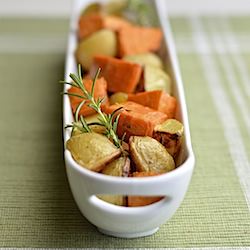 Grilled Rosemary Garlic Potatoes - Recipe photo by Virtually Homemade