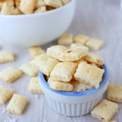 Homemade Pepper Jack Cheez-Its - Recipe photo by thekitchenpaper