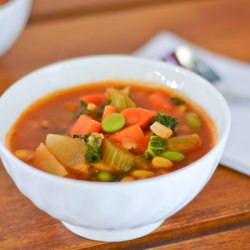 Vegetable Soup w/ Kale and Edamame - Recipe photo by salusalo