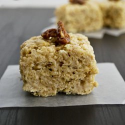 Butter Pecan Rice Krispy Treats - Recipe photo by mallowandco