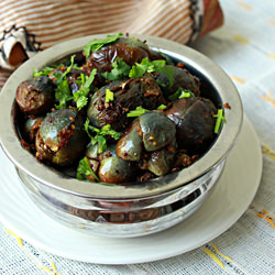 Baby Eggplant Curry - Recipe photo by Aromatic Cooking