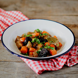 Irish Stew with Guinness and Prunes - Recipe photo by Zoka