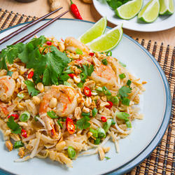 Spicy Peanut Sauce 'Pad Thai' - Recipe photo by closetcooking