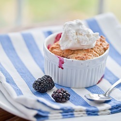 Blackberry Cobbler - Recipe photo by lisato