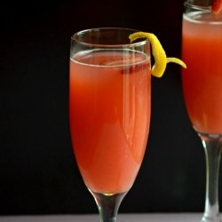 Strawberry Lemonade - Recipe photo by naliniskitchen