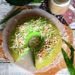 Pandan Chiffon Cake - Recipe photo by msihua