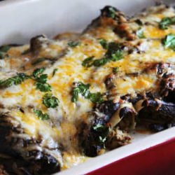 Mole Chicken Enchiladas - Recipe photo by davidtornado