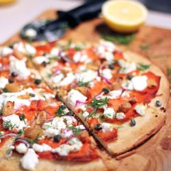Smoked Salmon & Goat Cheese Pizza - Recipe photo by Visual Meringue