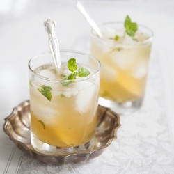 Classic Mint Julep - Recipe photo by Country Spoon