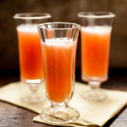 Strawberry Prosecco Rossini - Recipe photo by FamilyStyle Food