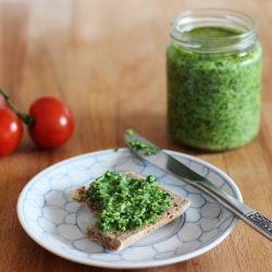Wild Garlic Pesto - Recipe photo by LOOK WHAT I MADE