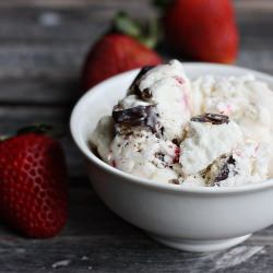 Cool Britannia Ice Cream - Recipe photo by noyomoco