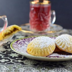 Maamoul – Pistachio Stuffed Cookie - Recipe photo by May I have that recipe