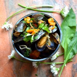 Mussels, Wild Garlic and Guanciale - Recipe photo by susaneatslondon
