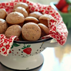 Fresh Strawberry Muffins - Recipe photo by Highheelstohotwheels