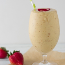 Lucuma Mango Smoothie - Recipe photo by kitchentonirvana.com