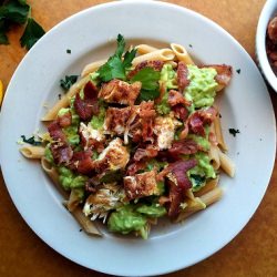 Avocado Cream Pasta with Bacon - Recipe photo by yummlyblog