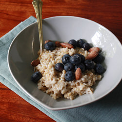 Coconut Oatmeal - Recipe photo by heoyeahyum