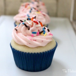 Strawberry Cream Cheese Frosting - Recipe photo by The Pinterest Project