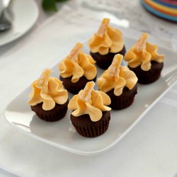Chocolate and Orange Mini Cupcakes - Recipe photo by manusmenu
