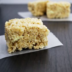 Pina Colada Rice Kripsy Treats - Recipe photo by mallowandco