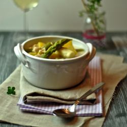 White and Green Asparagus Stew - Recipe photo by pinch of spice