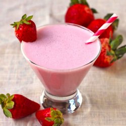 All Natural Strawberry Milk - Recipe photo by dessertswithbenefits