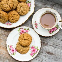 Easy Oatmeal Cookies - Recipe photo by cagsmith