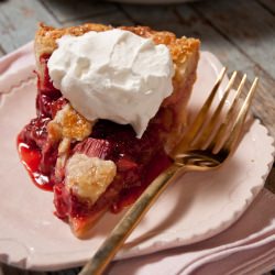 Strawberry Rhubarb Pie - Recipe photo by fancyfoodfancy