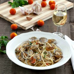 Spaghetti with Vongole - Recipe photo by manusmenu