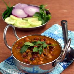 Punjabi Kala Chana Masala - Recipe photo by Indian Khana