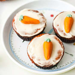 Carrot cupcakes with Cream Cheese - Recipe photo by Parttimechef