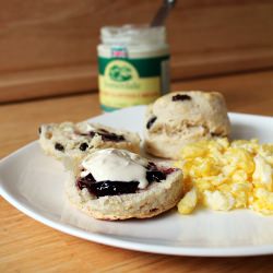 Traditional English Scones - Recipe photo by mzrichee