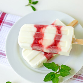 Strawberries & Cream Popsicles - Recipe photo by The Midnight Baker