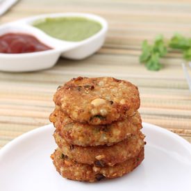 Crispy Potato and Sabudana Vada - Recipe photo by foodviva