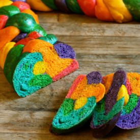 Rainbow Challah - Recipe photo by WhatJewWannaEat