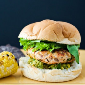 Cheddar Jalapeno Chicken Burgers - Recipe photo by clstar