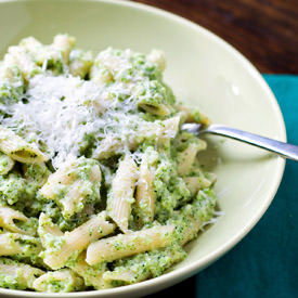 Broccoli Pesto Pasta - Recipe photo by clstar
