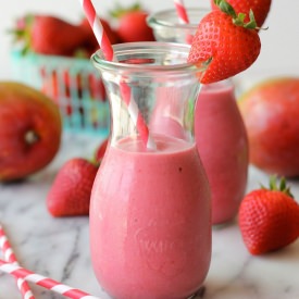 Strawberry Mango Smoothie - Recipe photo by damndelicious