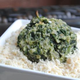 Spinach Parmesan Cakes - Recipe photo by myutensilcrock